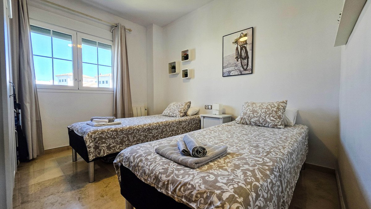 2 Bed Penthouse in San Luis de Sabinillas