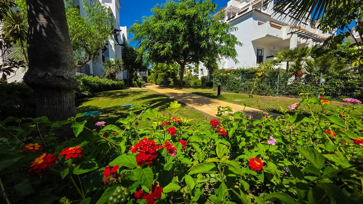 2 Bed Penthouse in San Luis de Sabinillas