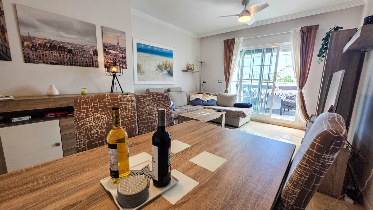 2 Bed Penthouse in San Luis de Sabinillas