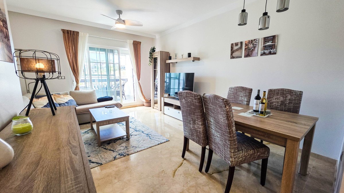 2 Bed Penthouse in San Luis de Sabinillas