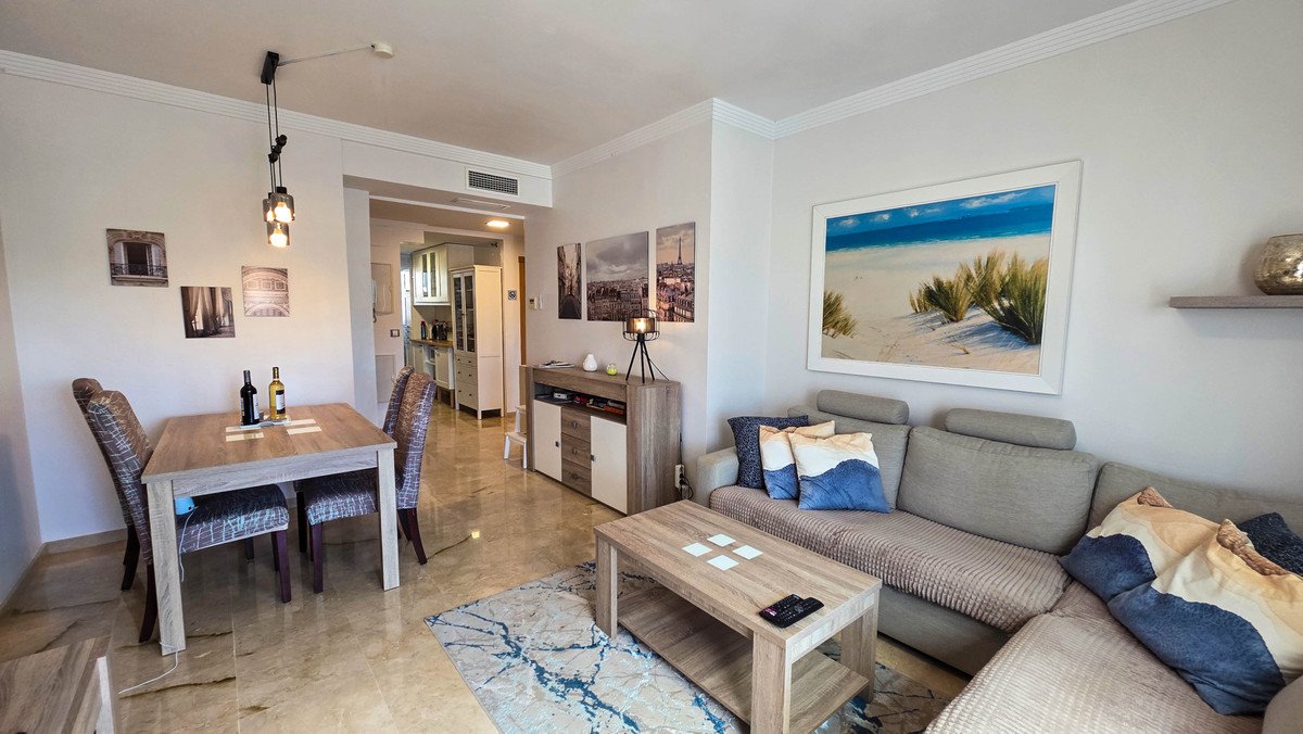 2 Bed Penthouse in San Luis de Sabinillas