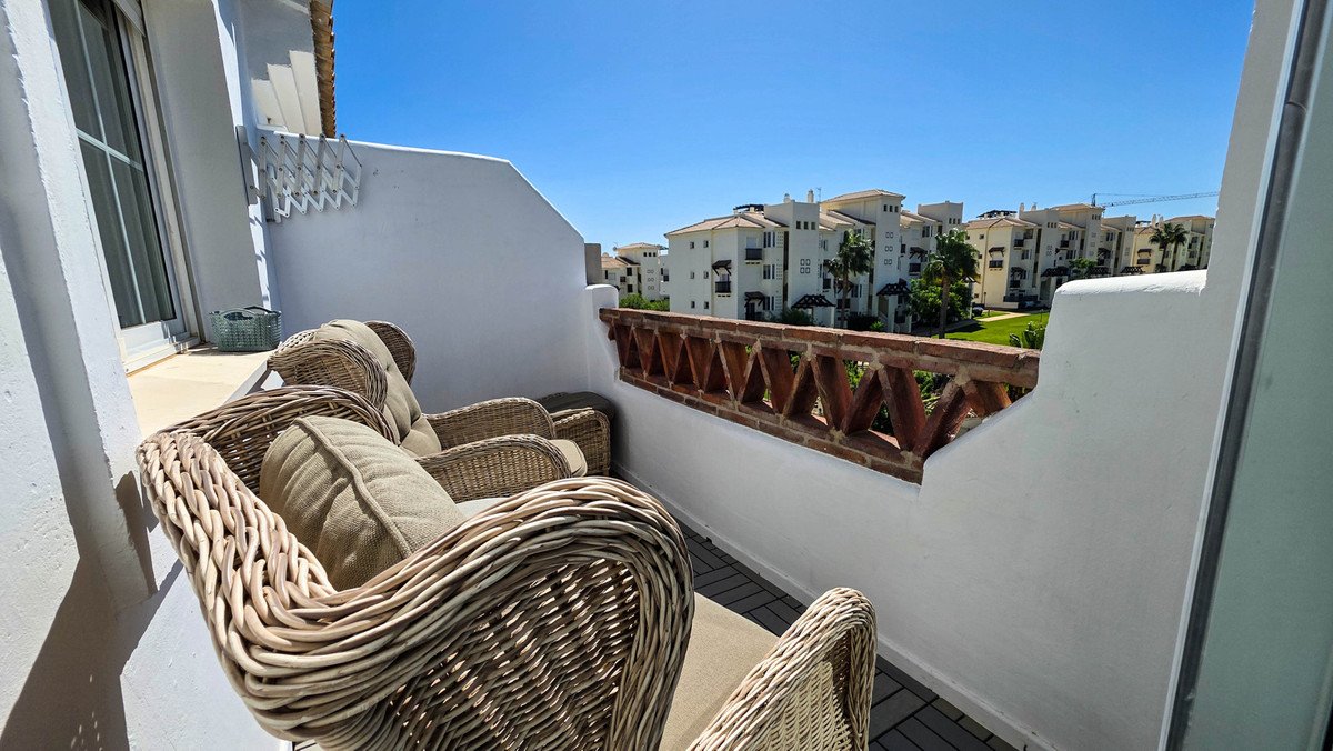 2 Bed Penthouse in San Luis de Sabinillas