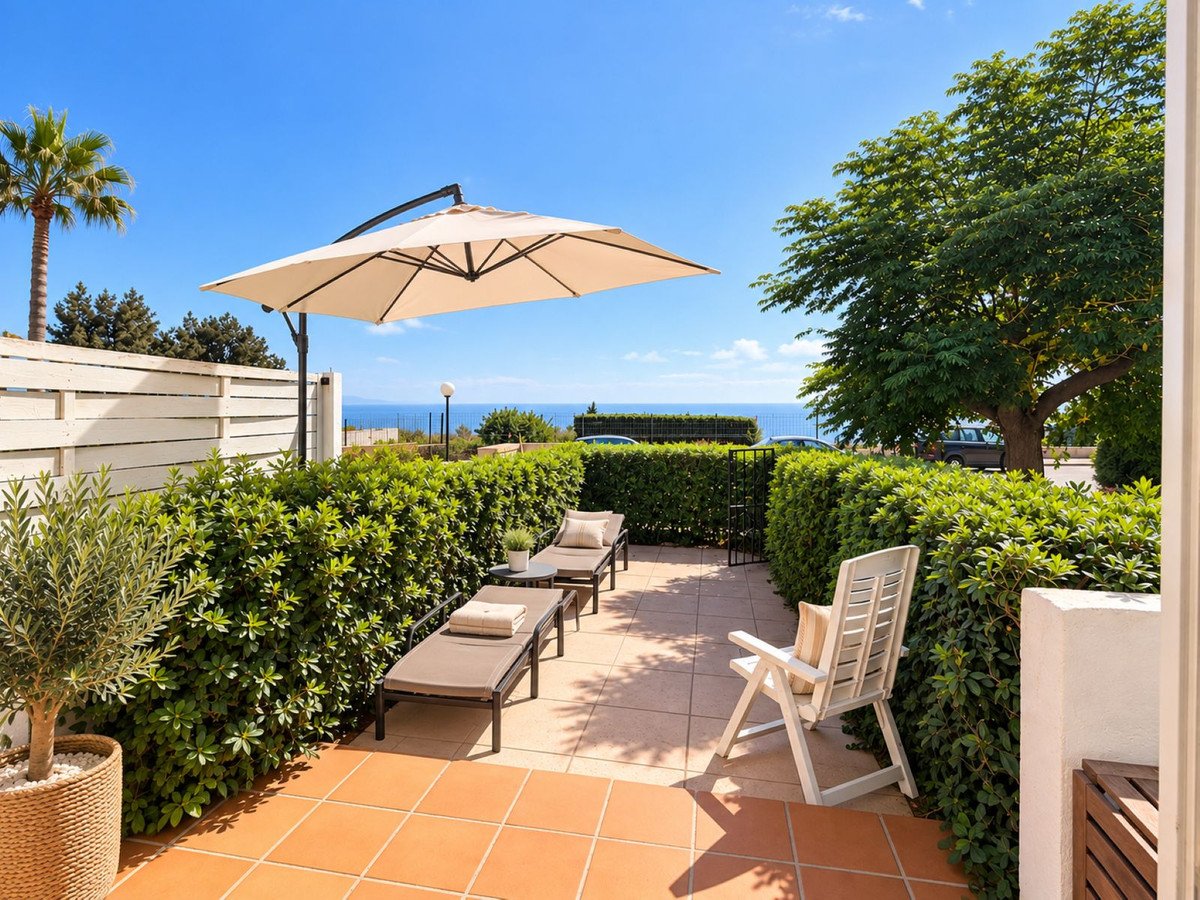 2 Bed Townhouse in La Duquesa