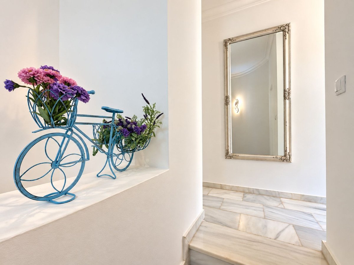 2 Bed Townhouse in La Duquesa