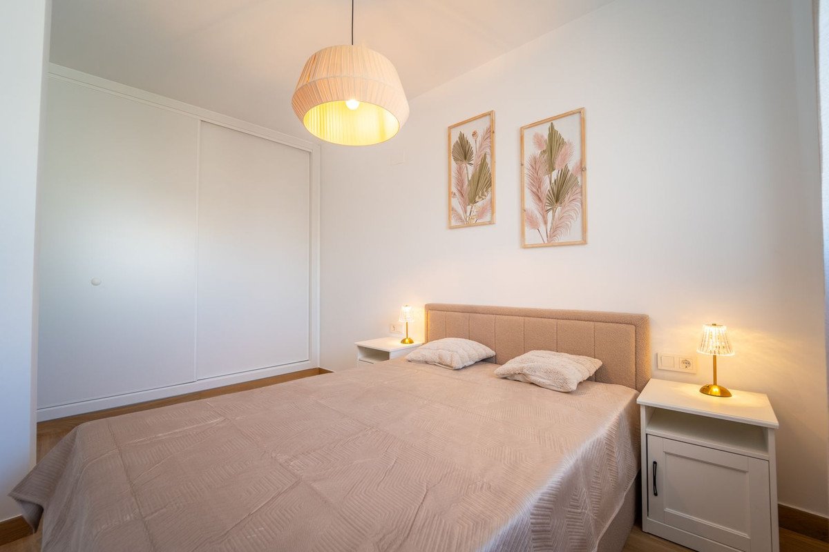 2 Bed Top Floor Apartment in Villajoyosa