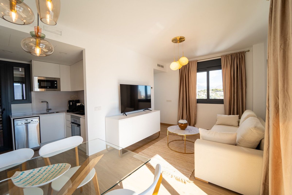 2 Bed Top Floor Apartment in Villajoyosa