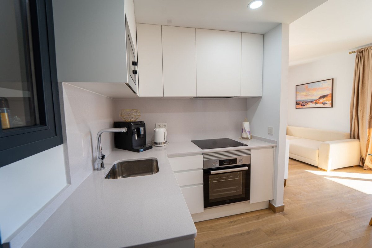 2 Bed Top Floor Apartment in Villajoyosa