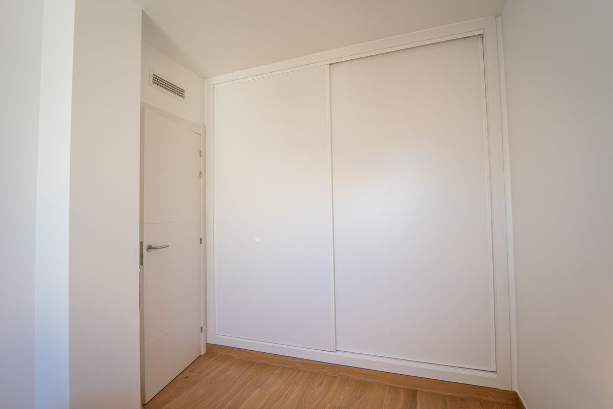 2 Bed Top Floor Apartment in Villajoyosa