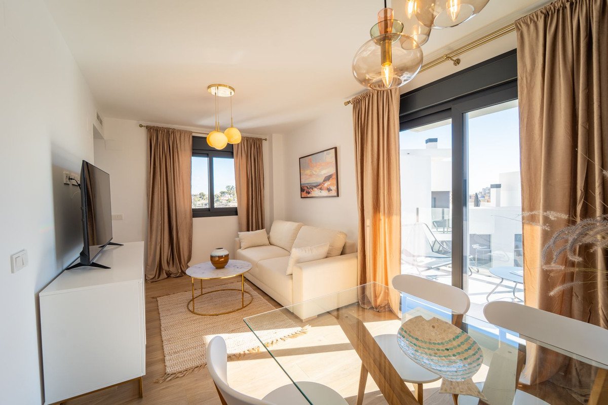 2 Bed Top Floor Apartment in Villajoyosa