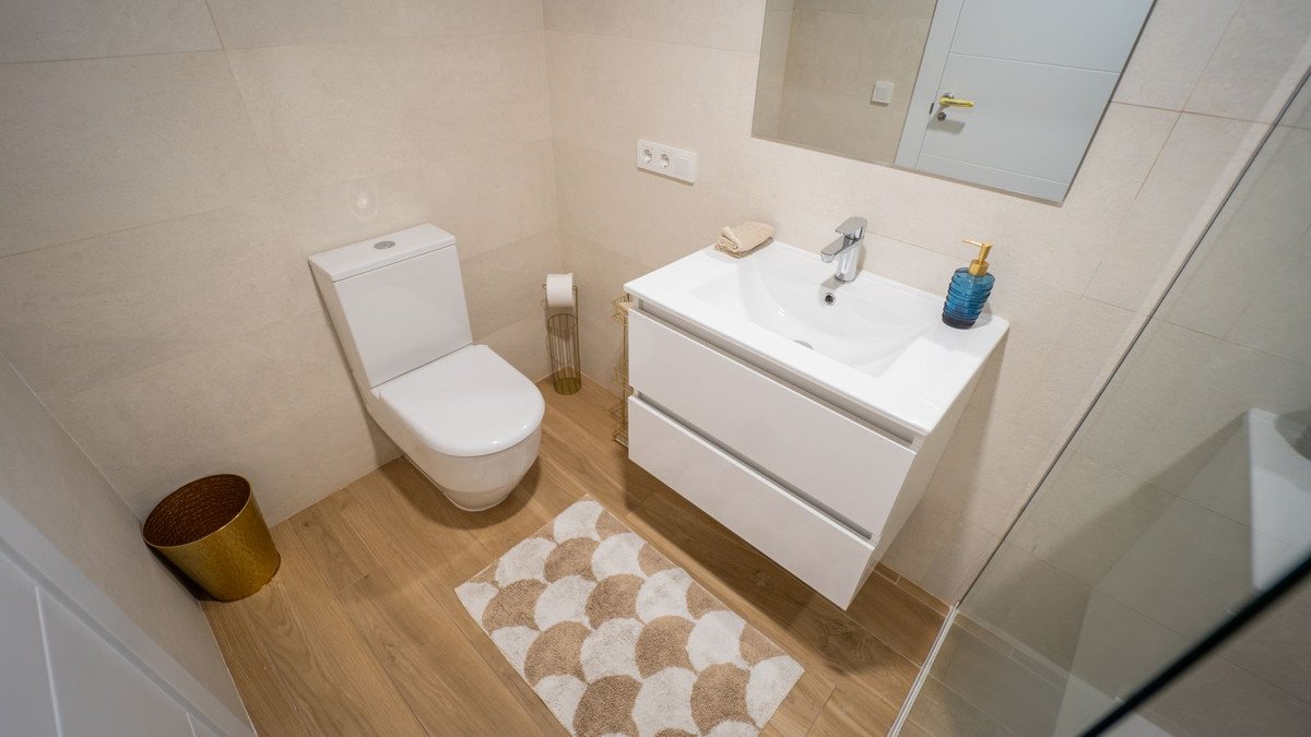 2 Bed Top Floor Apartment in Villajoyosa
