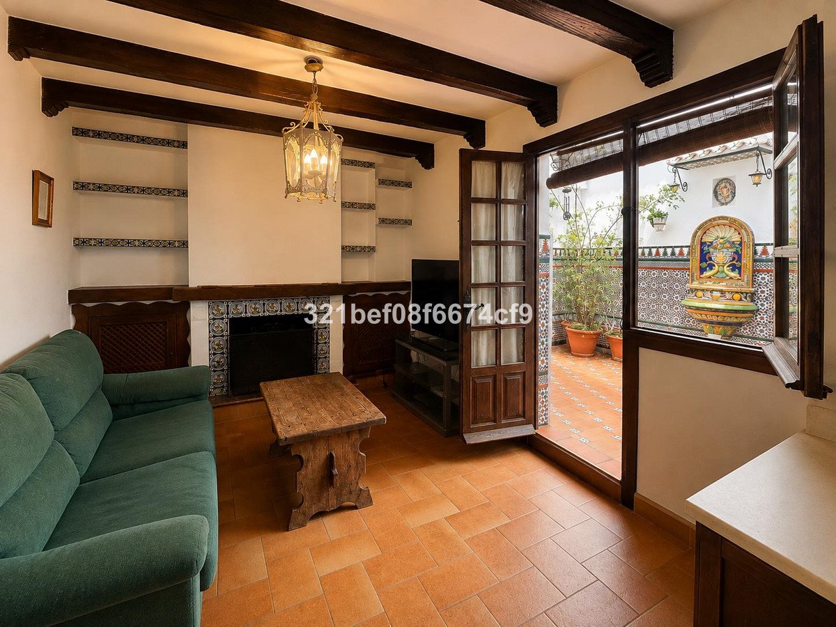 4 Bed Ground Floor Apartment in Málaga