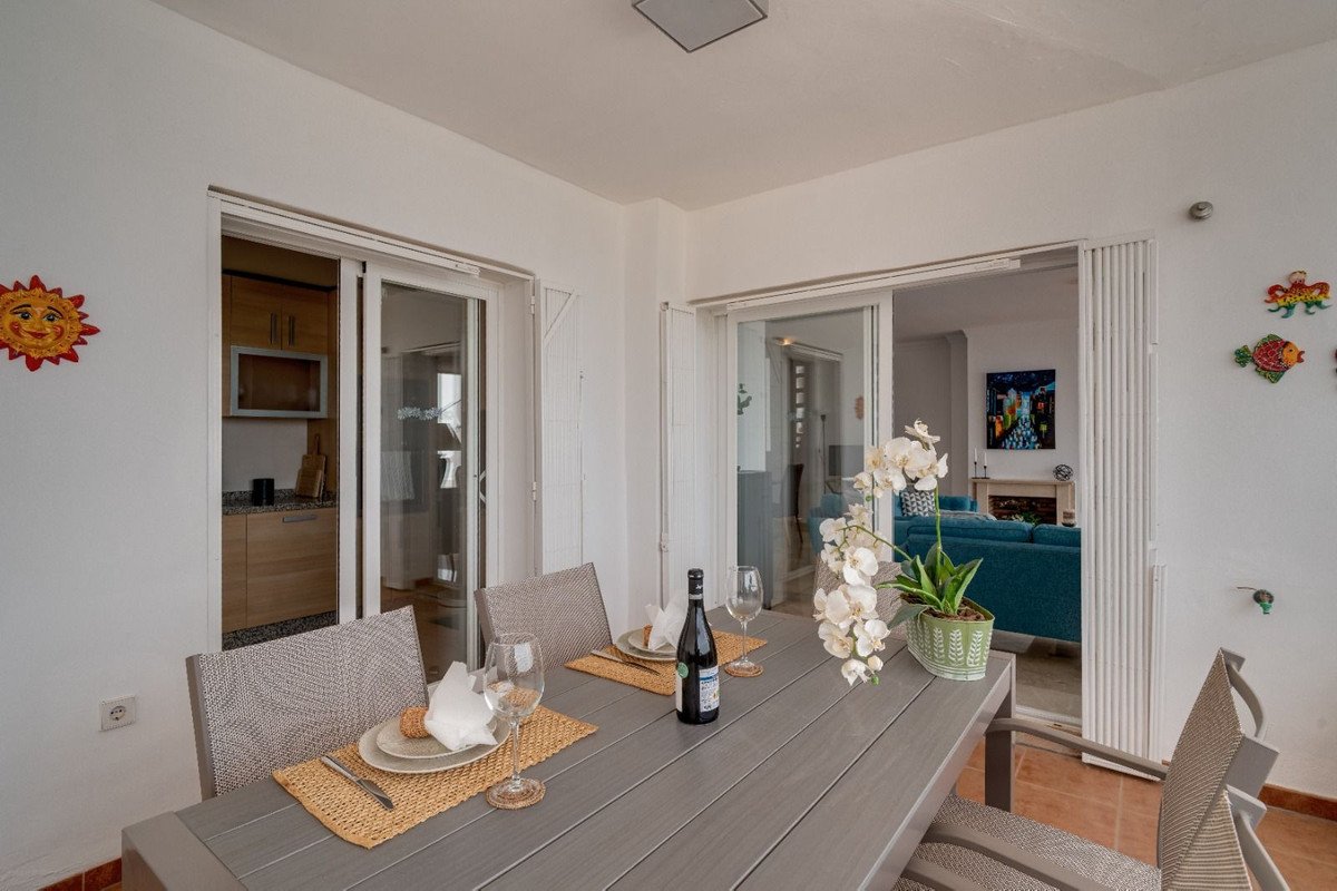 3 Bed Middle Floor Apartment in La Mairena