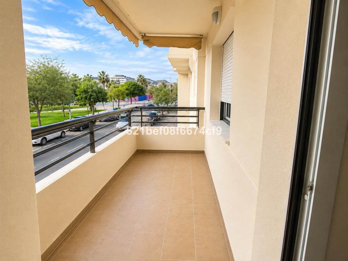 4 Bed Ground Floor Apartment in Teatinos