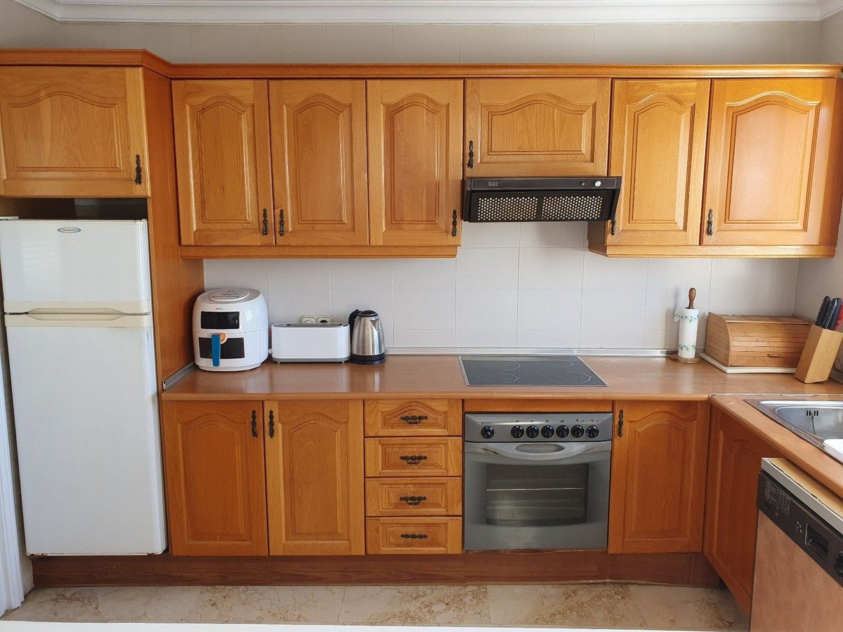 2 Bed Penthouse in El Paraiso