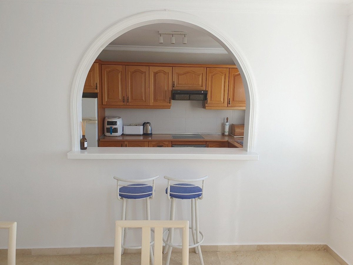 2 Bed Penthouse in El Paraiso