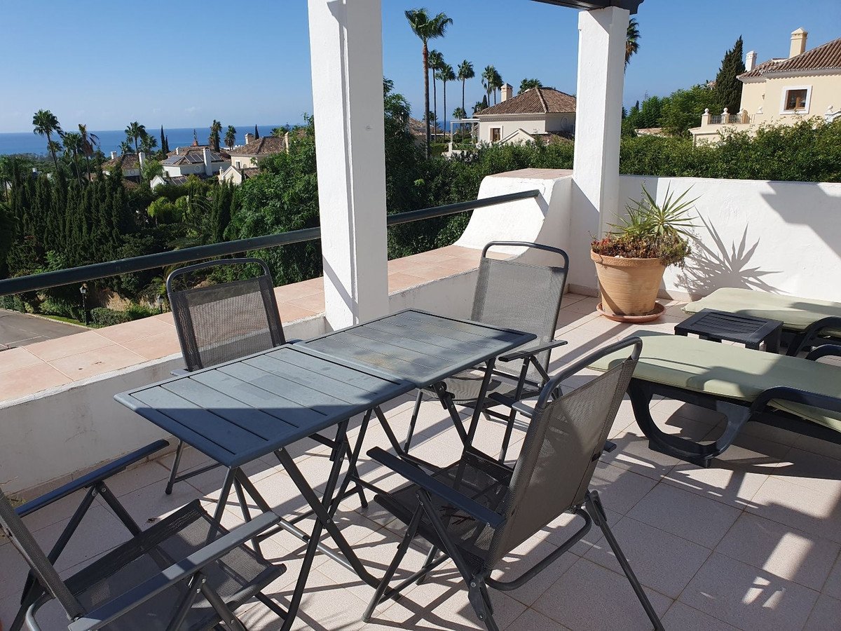 2 Bed Penthouse in El Paraiso