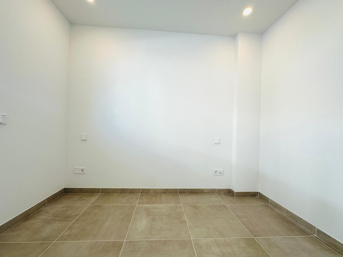 2 Bed Middle Floor Apartment in La Alcaidesa
