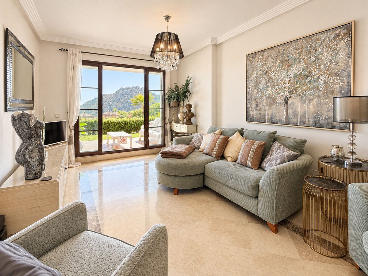 3 Bed Ground Floor Apartment in Los Arqueros