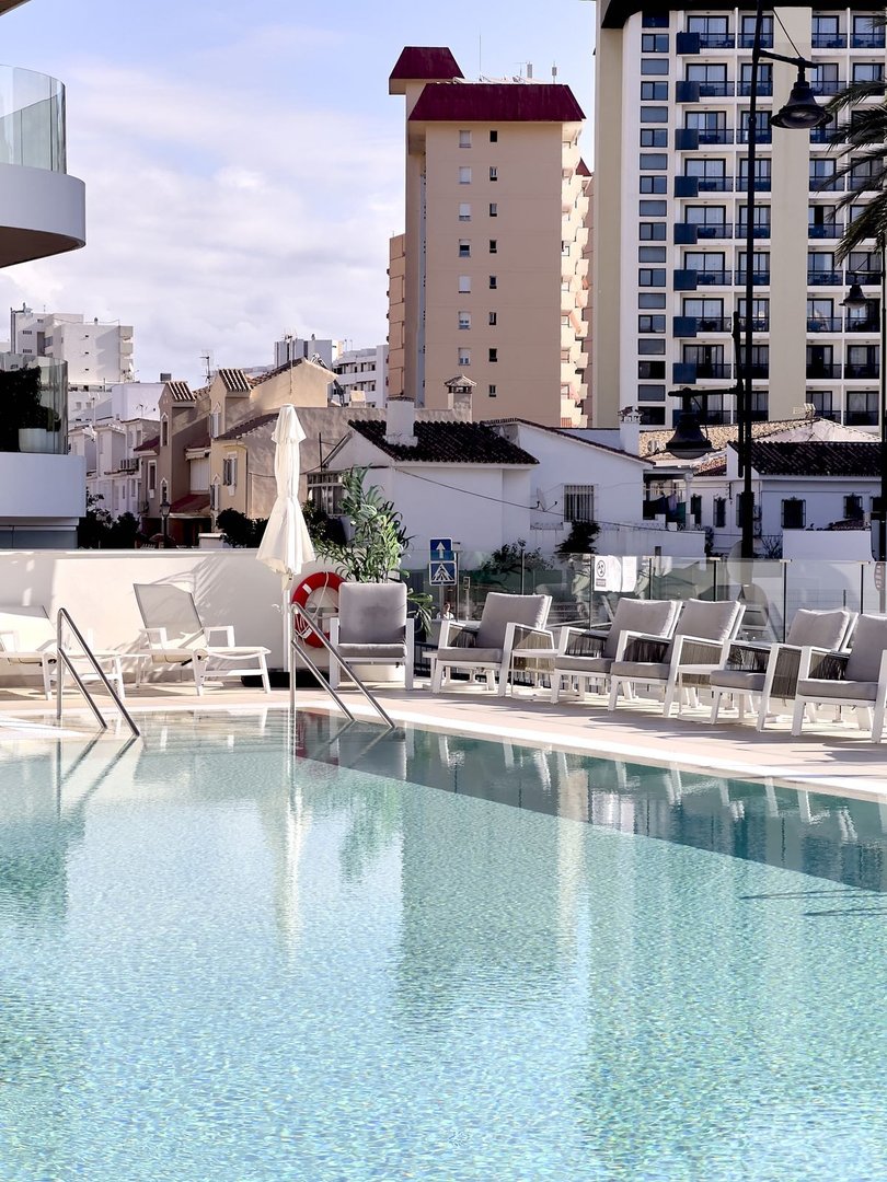 2 Bed Middle Floor Apartment in Fuengirola