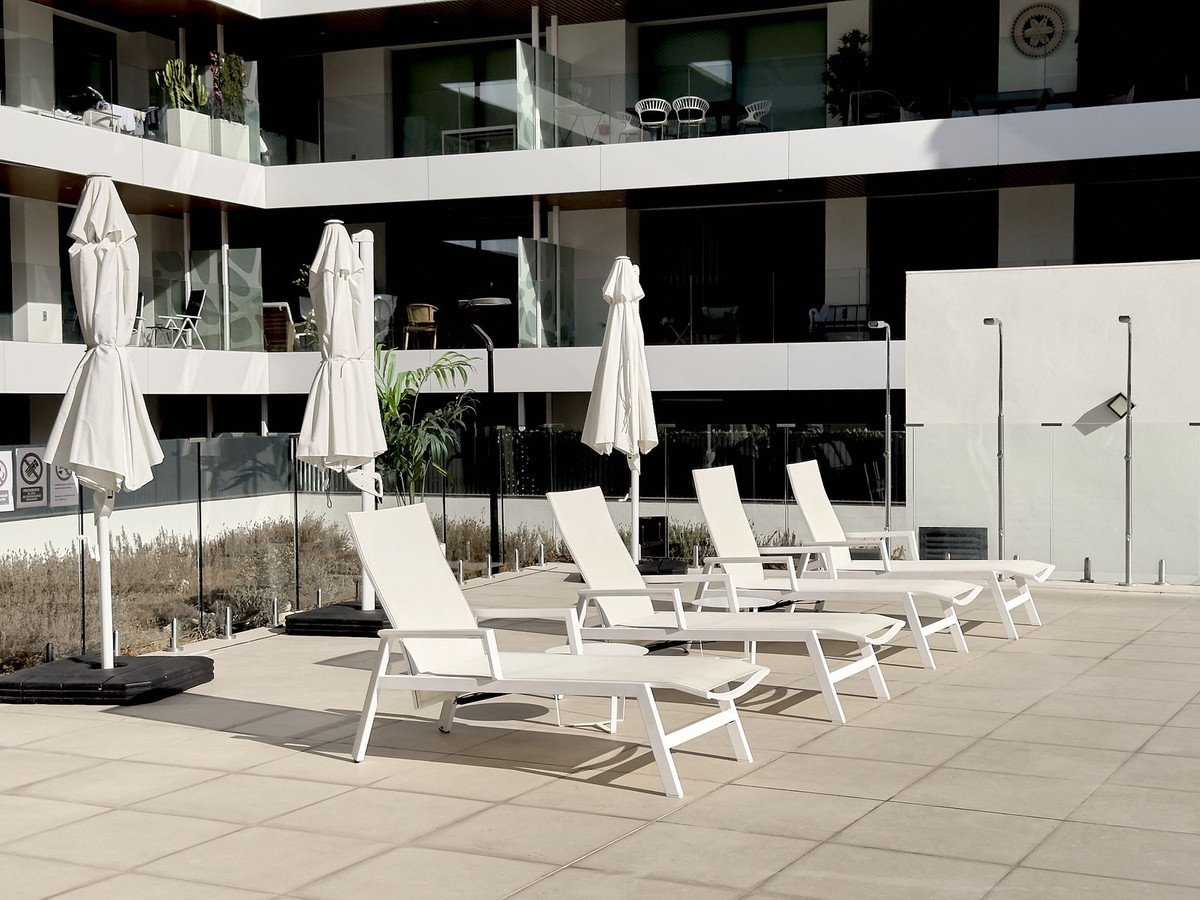 2 Bed Middle Floor Apartment in Fuengirola