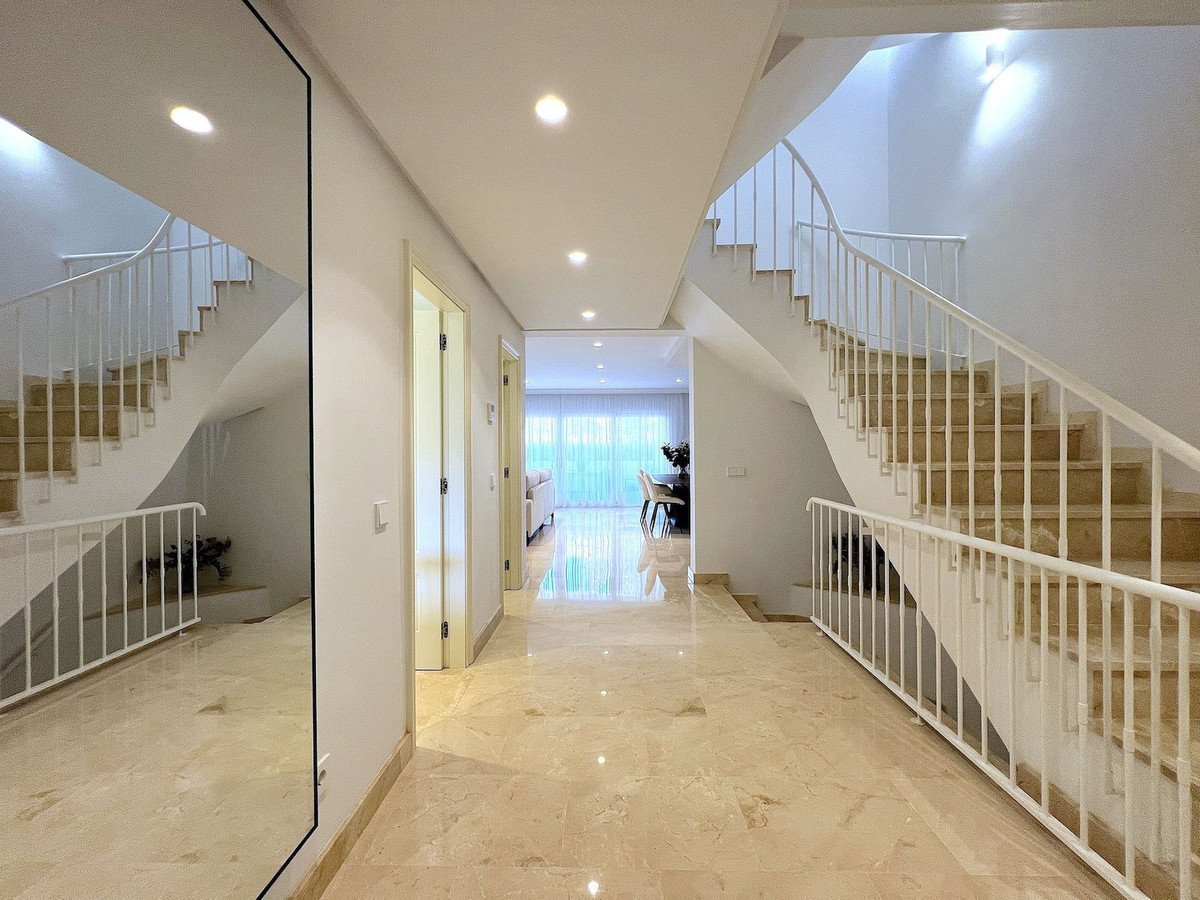 4 Bed Townhouse in Estepona