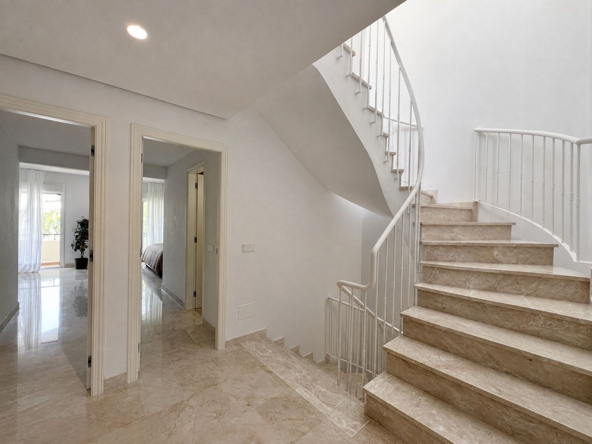 4 Bed Townhouse in Estepona