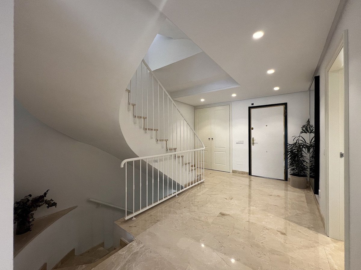 4 Bed Townhouse in Estepona
