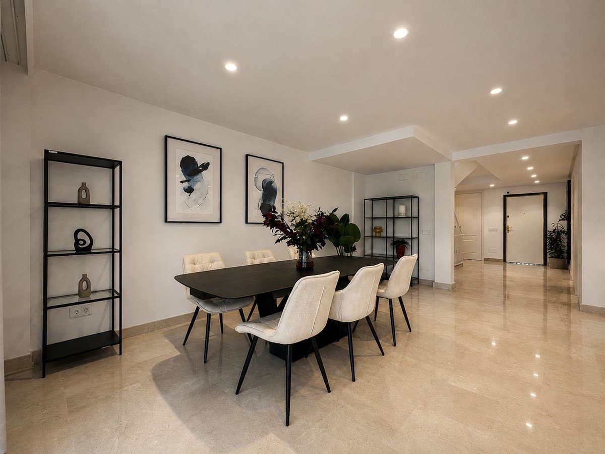 4 Bed Townhouse in Estepona
