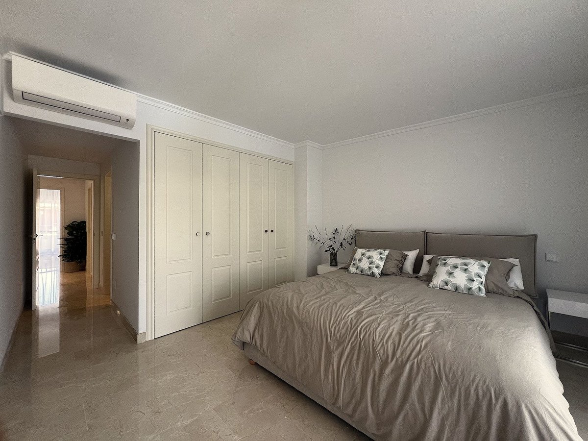 4 Bed Townhouse in Estepona
