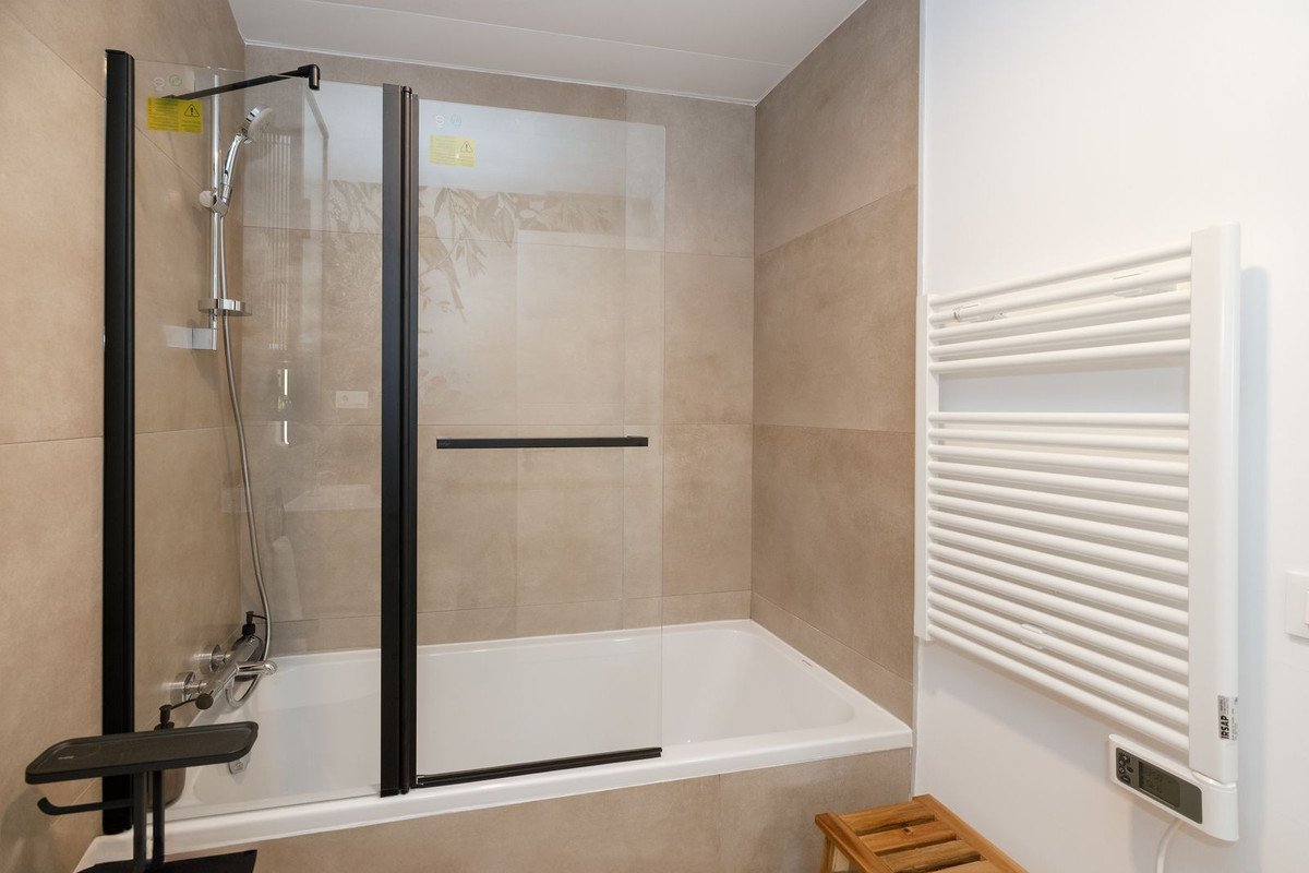 2 Bed Ground Floor Apartment in Torremolinos Centro