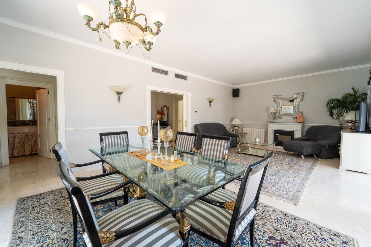 4 Bed Detached Villa in El Rosario