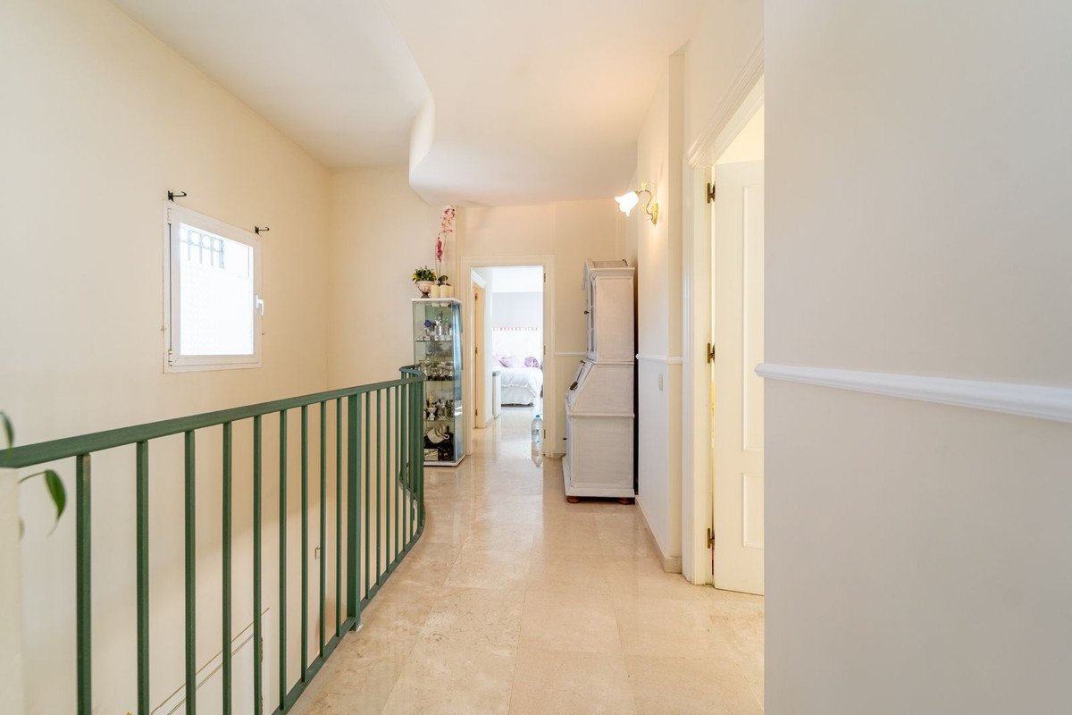 4 Bed Detached Villa in El Rosario