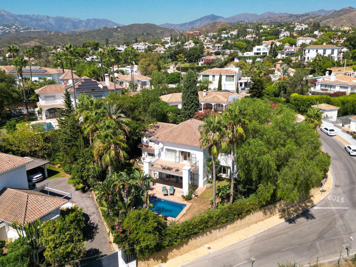 4 Bed Detached Villa in El Rosario