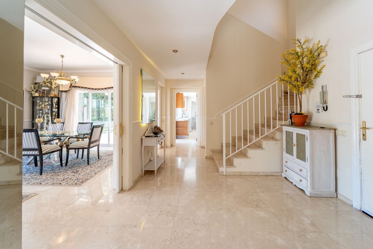 4 Bed Detached Villa in El Rosario