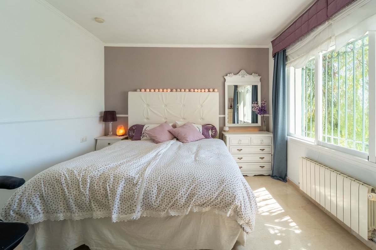 4 Bed Detached Villa in El Rosario