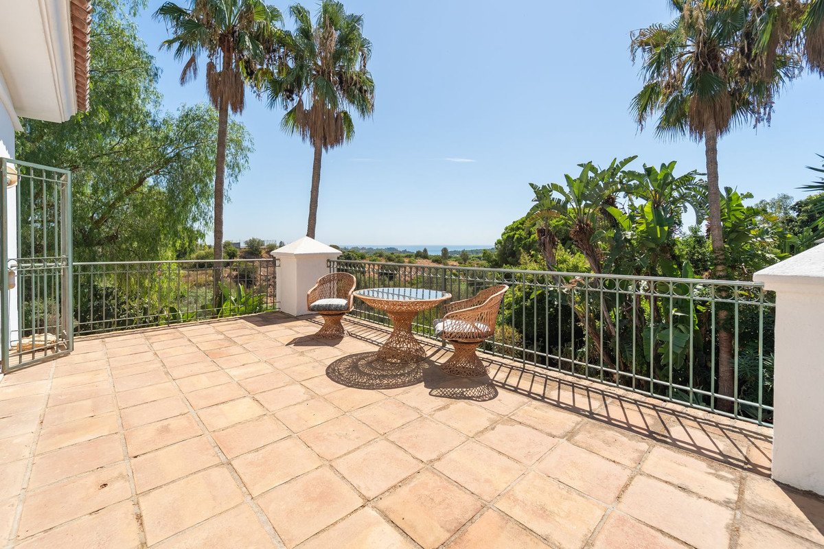 4 Bed Detached Villa in El Rosario