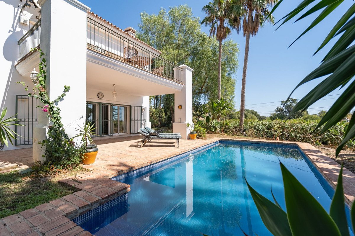 4 Bed Detached Villa in El Rosario