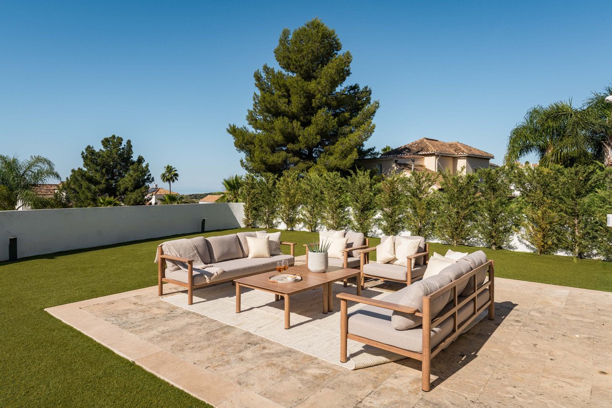 5 Bed Detached Villa in Benahavís