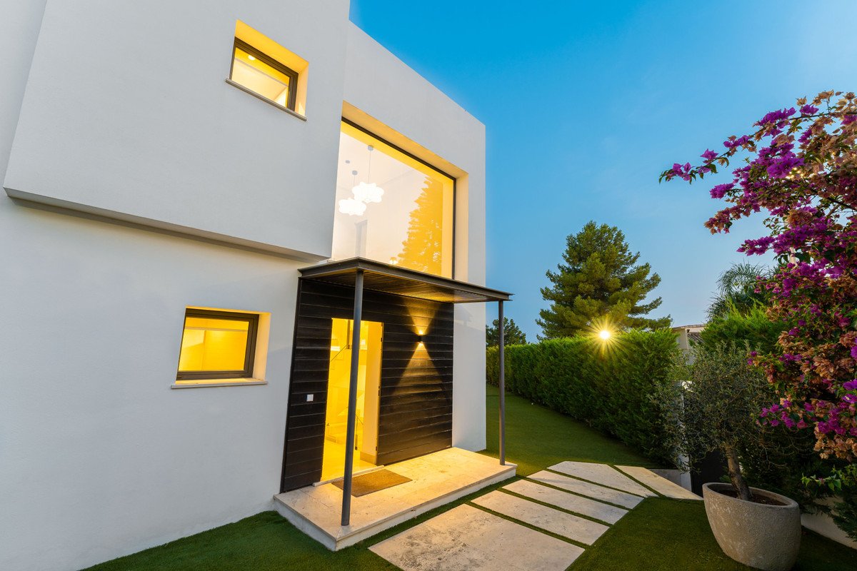 5 Bed Detached Villa in Benahavís