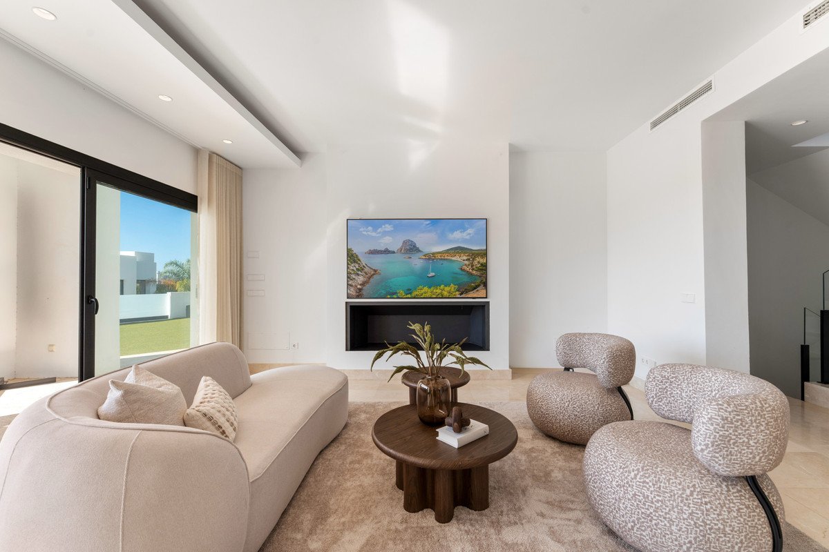 5 Bed Detached Villa in Benahavís