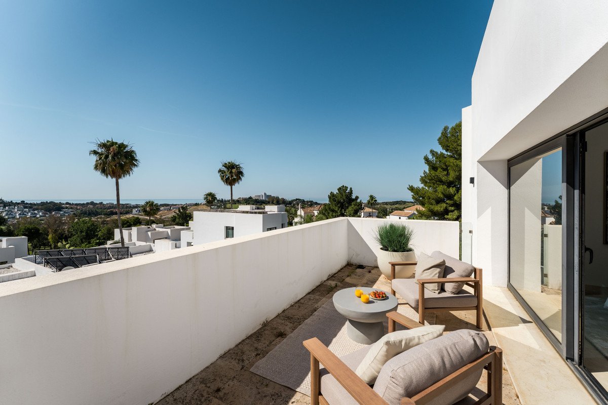 5 Bed Detached Villa in Benahavís