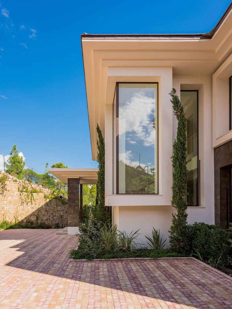 9 Bed Detached Villa in Benahavís