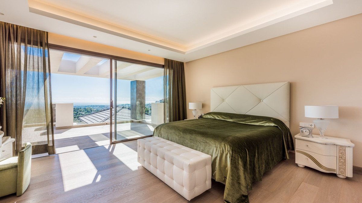 9 Bed Detached Villa in Benahavís