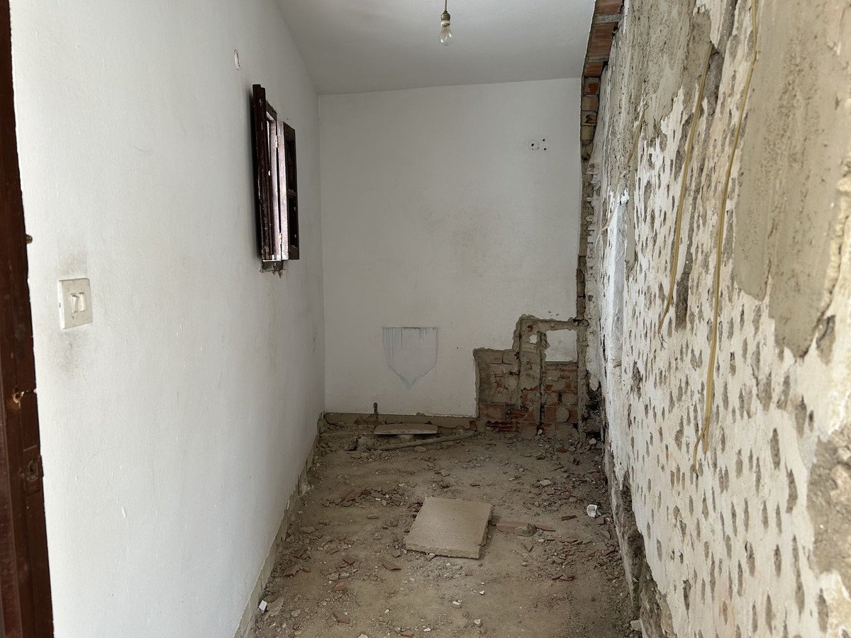 2 Bed Semi-Detached House in Torrox