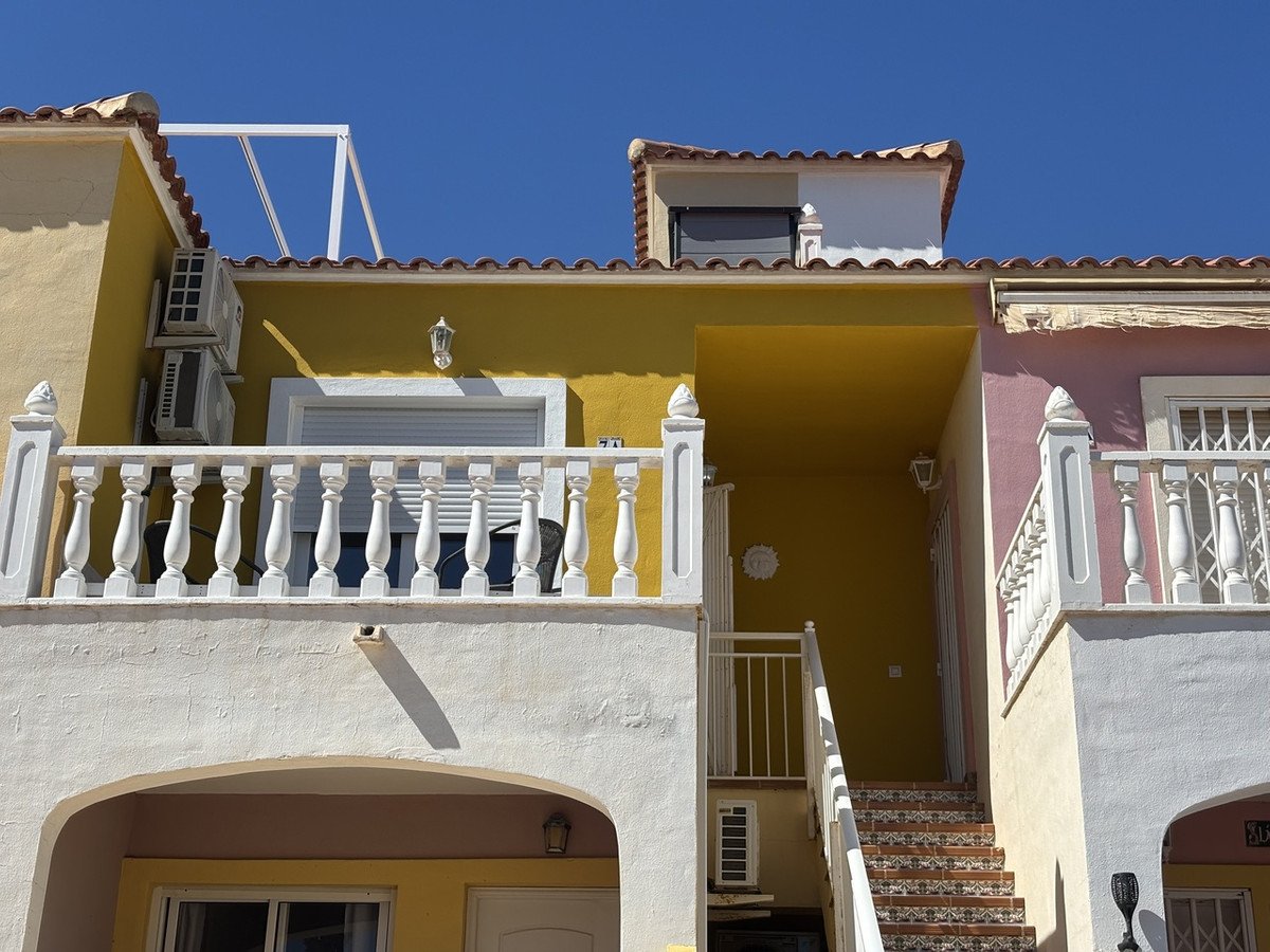 2 Bed Top Floor Apartment in La Regia