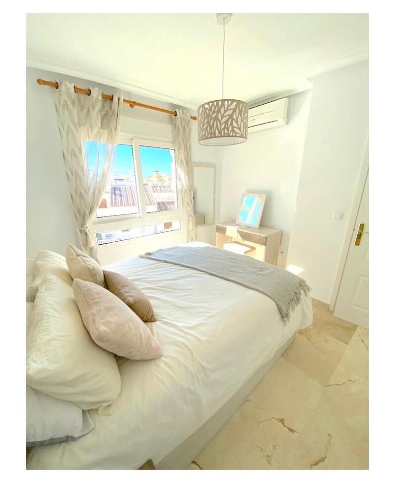 2 Bed Ground Floor Apartment in Orihuela Costa