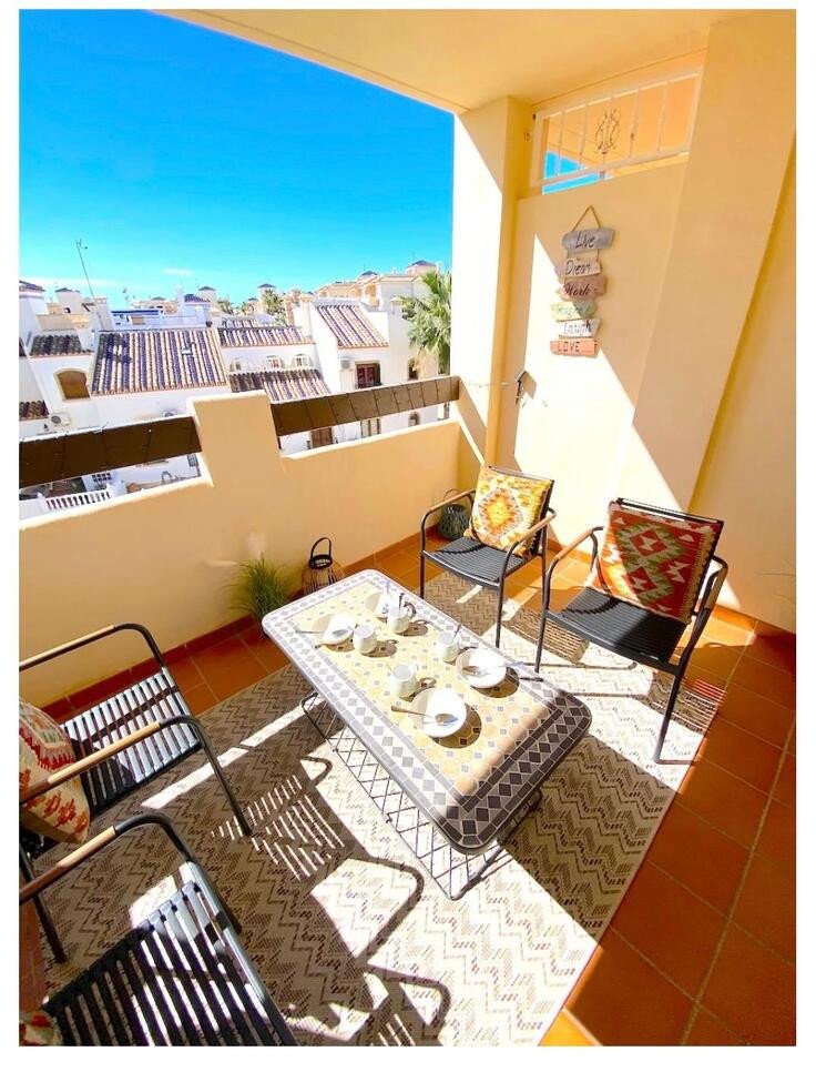 2 Bed Ground Floor Apartment in Orihuela Costa