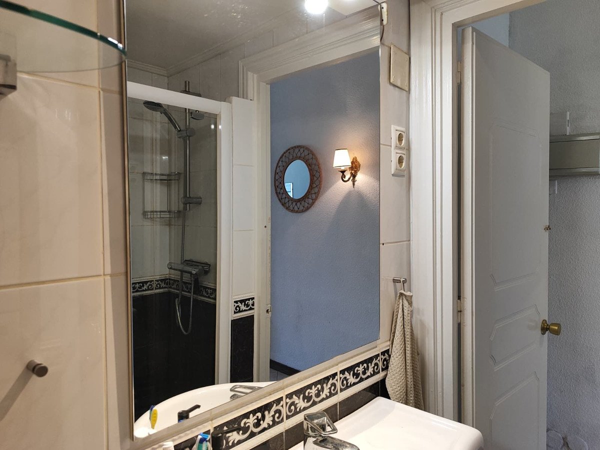1 Bed Middle Floor Apartment in Fuengirola