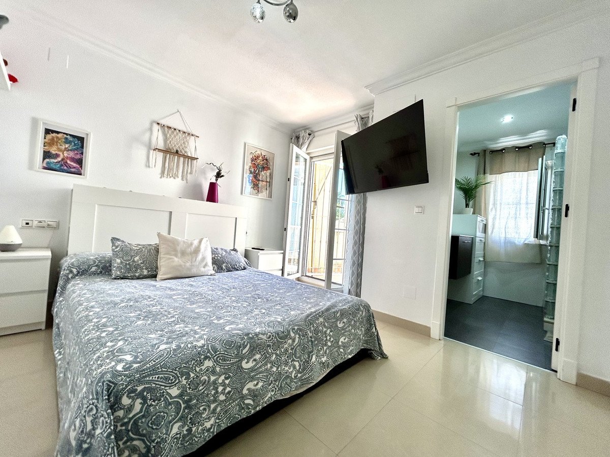 4 Bed Townhouse in Formentera del Segura