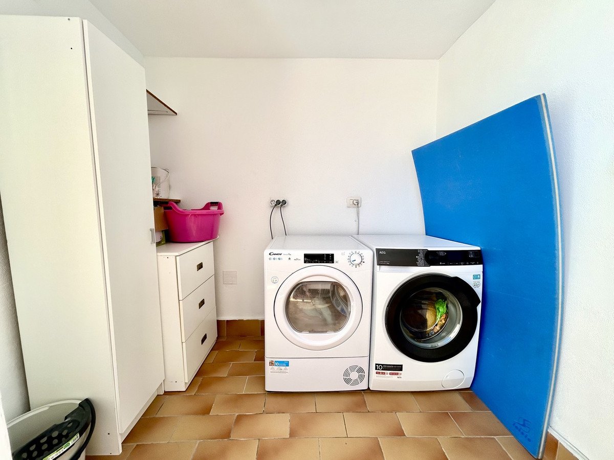 4 Bed Townhouse in Formentera del Segura